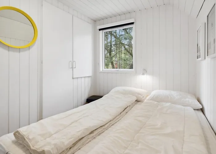 Ginna - 1-3km From The Sea By Interhome